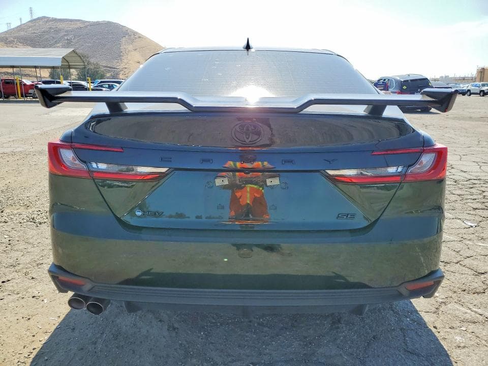 2025 TOYOTA CAMRY SE 6