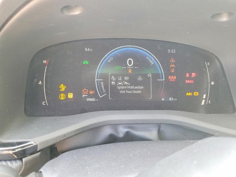 2025 TOYOTA CAMRY SE 9