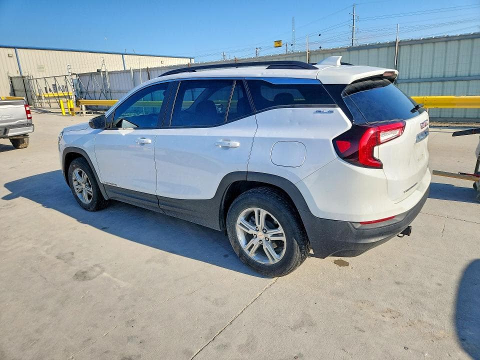 2024 GMC TERRAIN SLE SLE 2