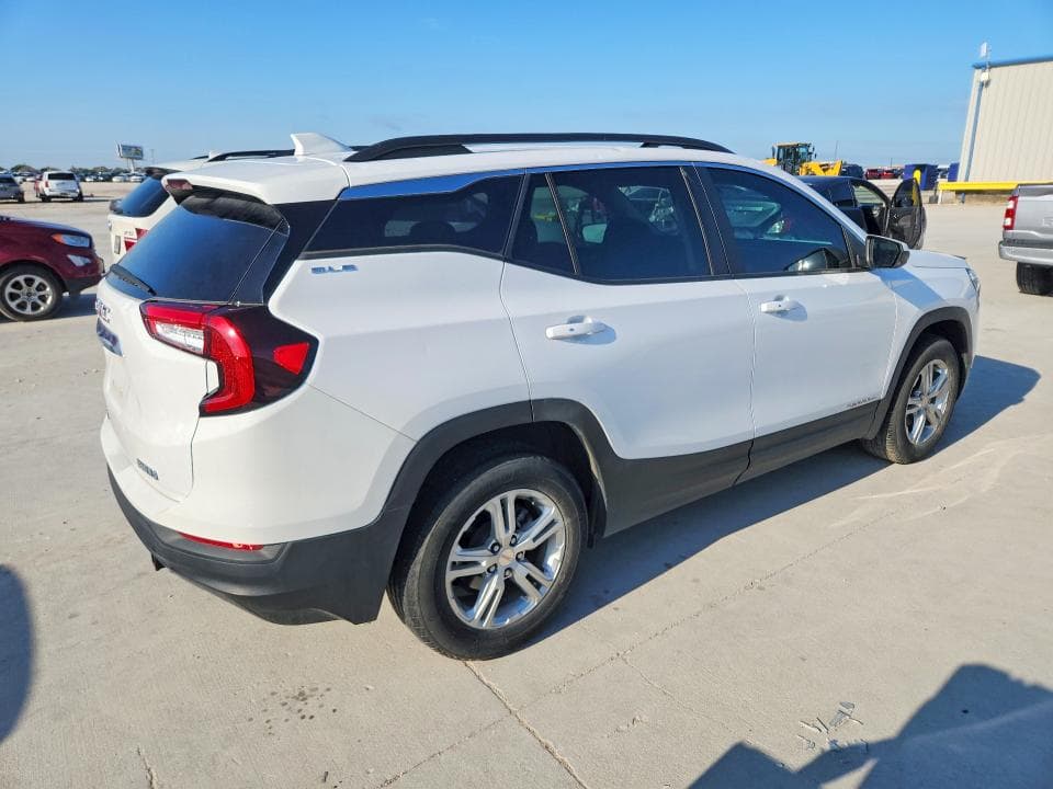 2024 GMC TERRAIN SLE SLE 3