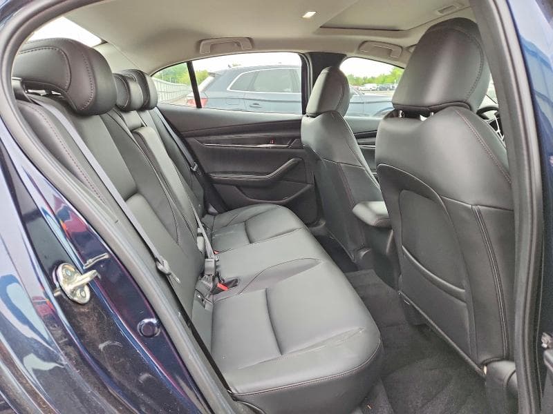 2025 MAZDA 3 PREFERRED 10