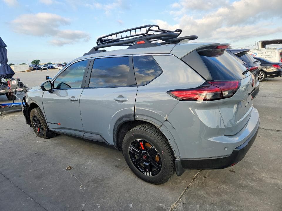 2025 NISSAN ROGUE ROCK CREEK 2