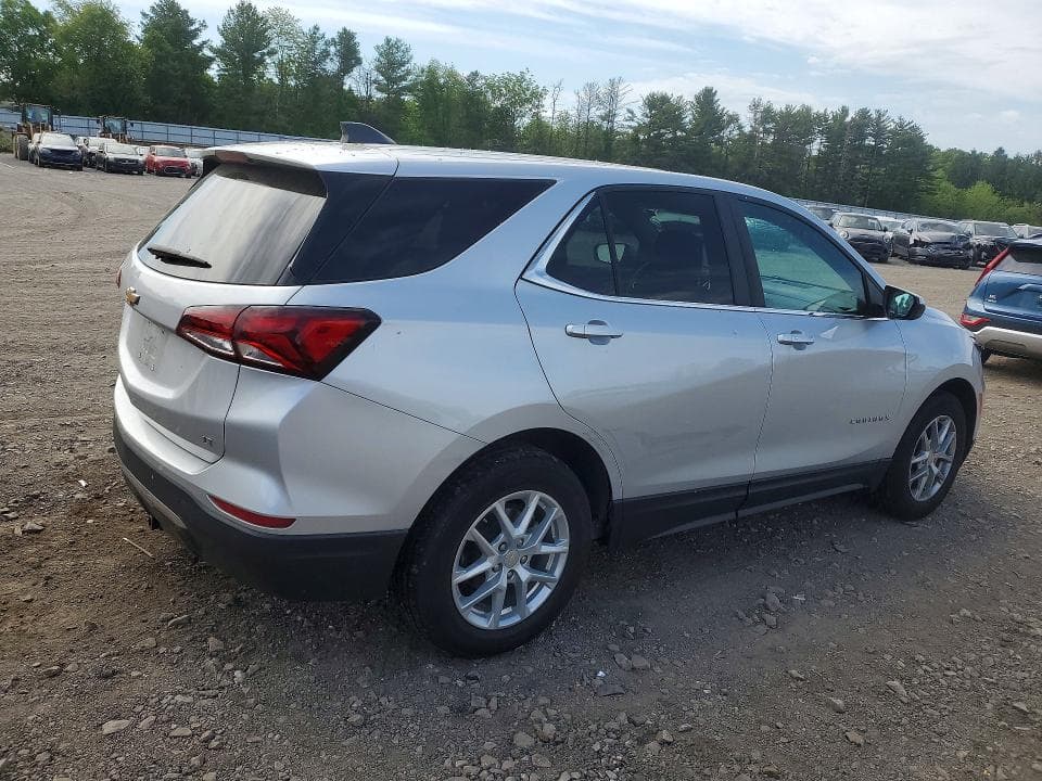 2022 CHEVROLET EQUINOX LT 3