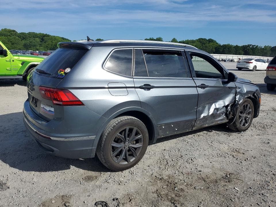 2022 VOLKSWAGEN TIGUAN SE 3