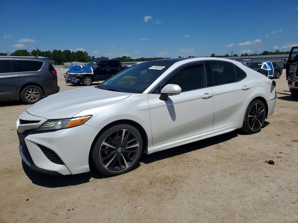 2020 TOYOTA CAMRY XSE V6