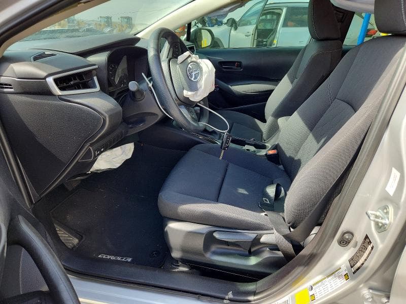 2025 TOYOTA COROLLA LE 7