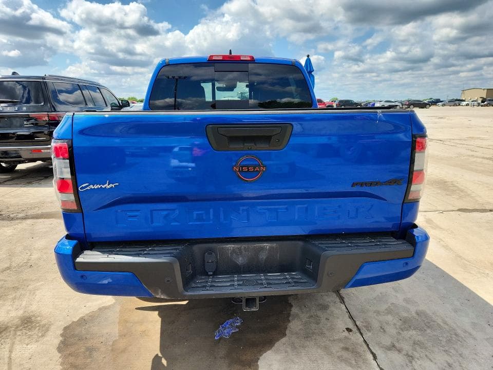 2024 NISSAN FRONTIER PRO-4X PRO-4X 6