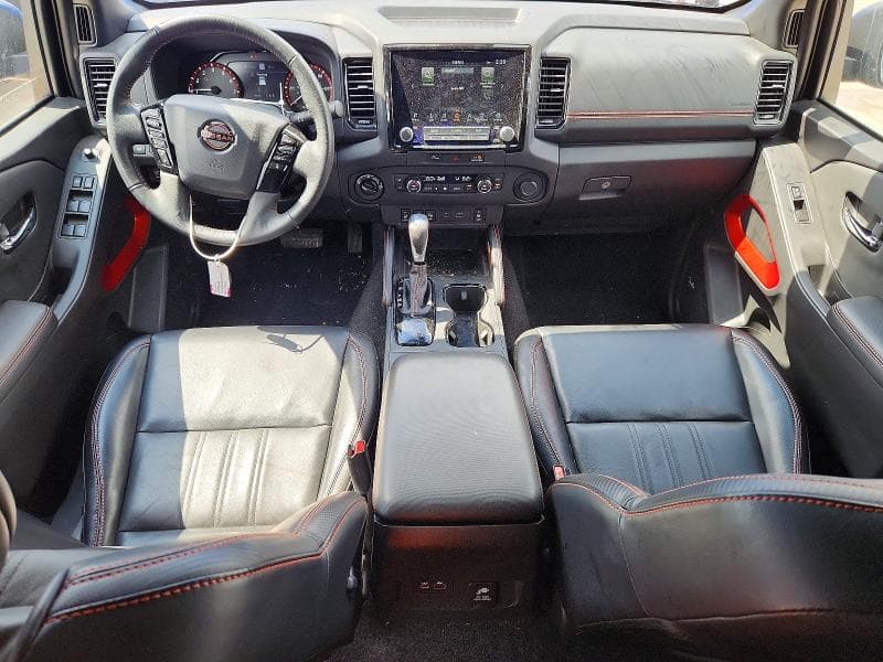 2024 NISSAN FRONTIER PRO-4X PRO-4X 8