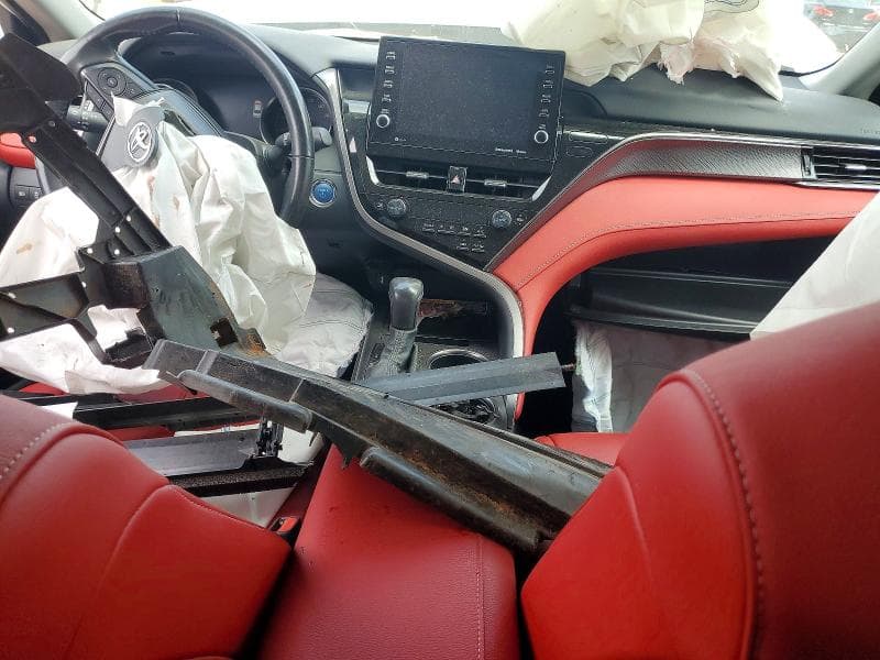 2021 TOYOTA CAMRY XSE XSE 8