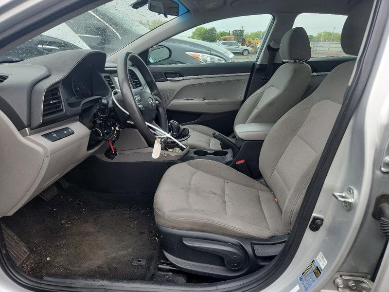 2020 HYUNDAI ELANTRA SE 7