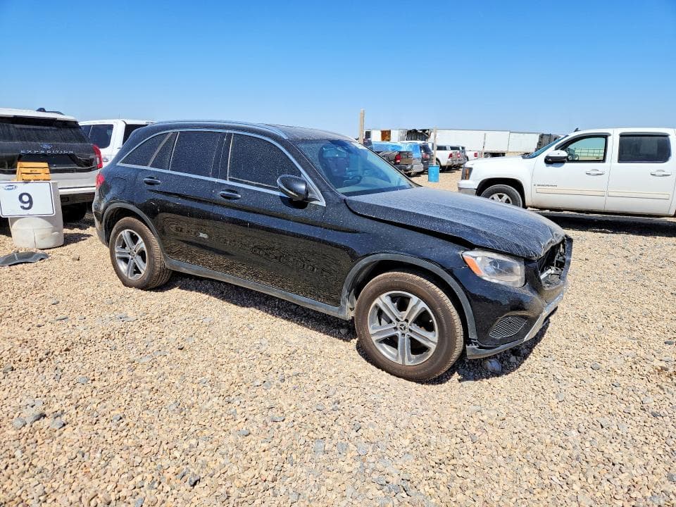 2019 MERCEDES-BENZ GLC 300 300 4