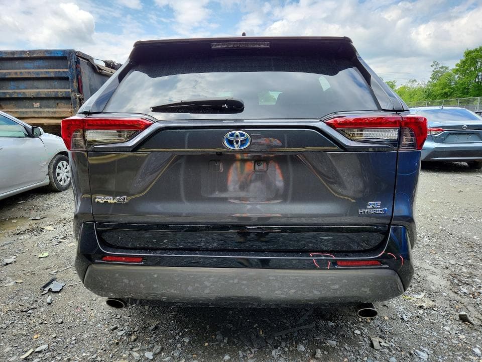 2024 TOYOTA RAV4 SE SE 6