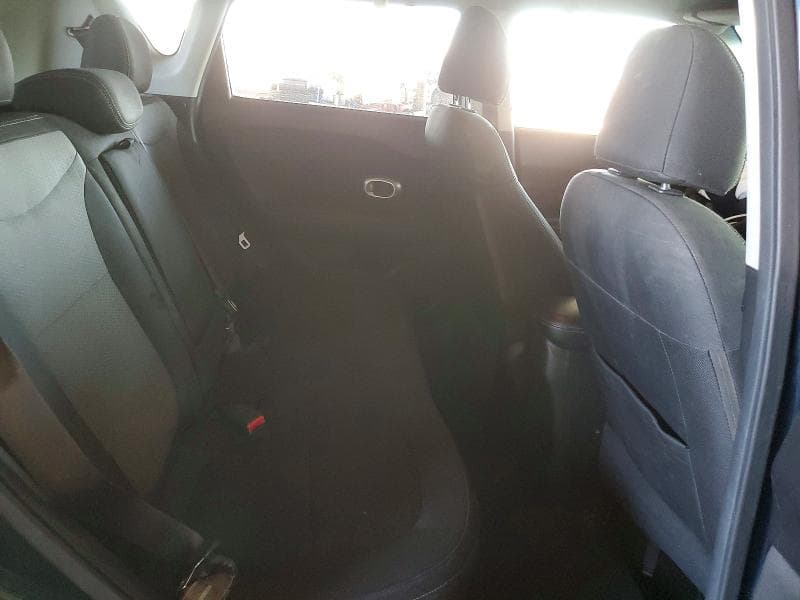 2018 KIA SOUL + 10