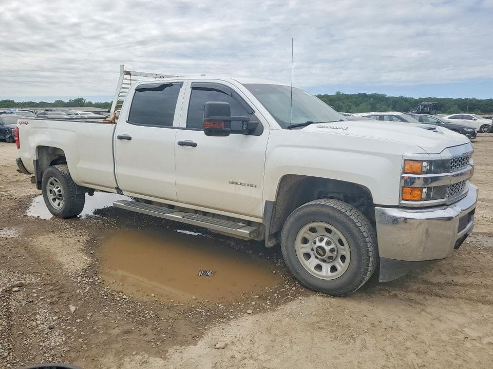 2019 CHEVROLET SILVERADO 4