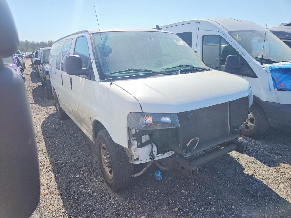 2021 GMC SAVANA 2500 CARGO DELIVERY VAN 4