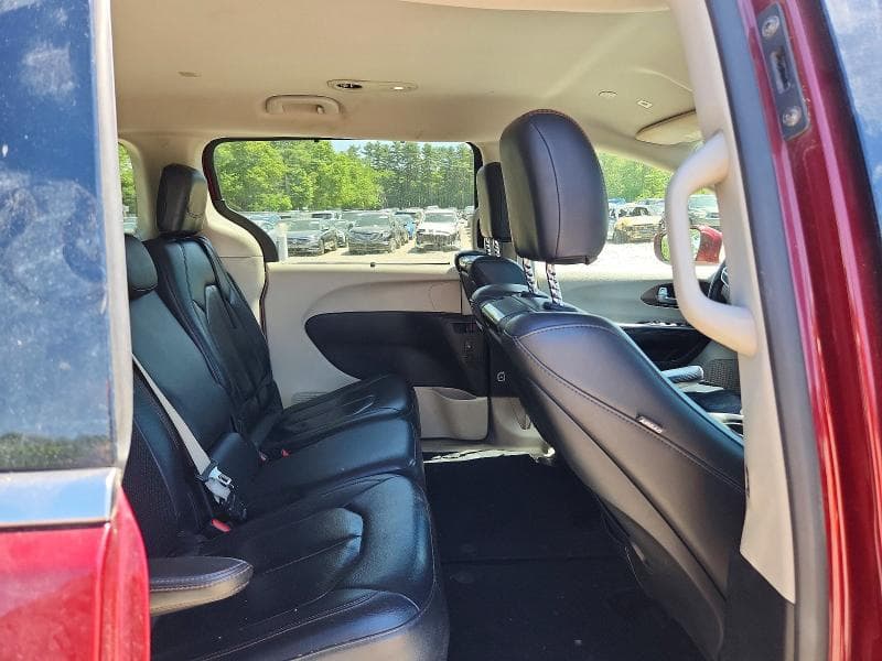 2018 CHRYSLER PACIFICA TOURING L PLUS 11