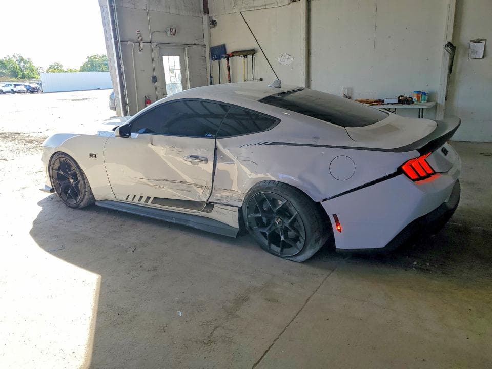 2025 FORD MUSTANG GT 2