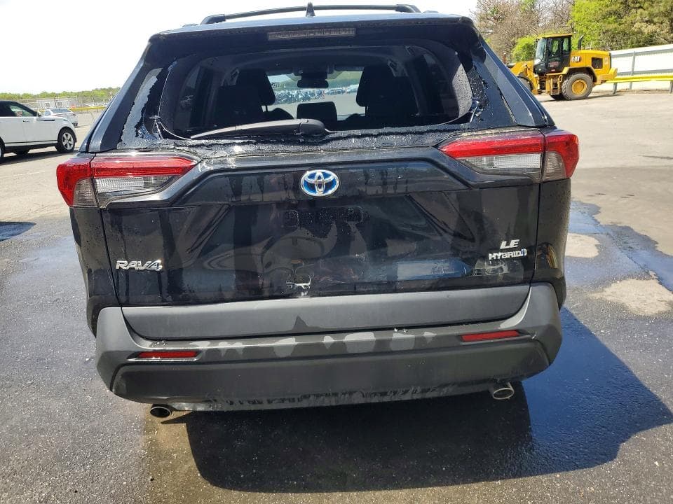 2024 TOYOTA RAV4 LE 6