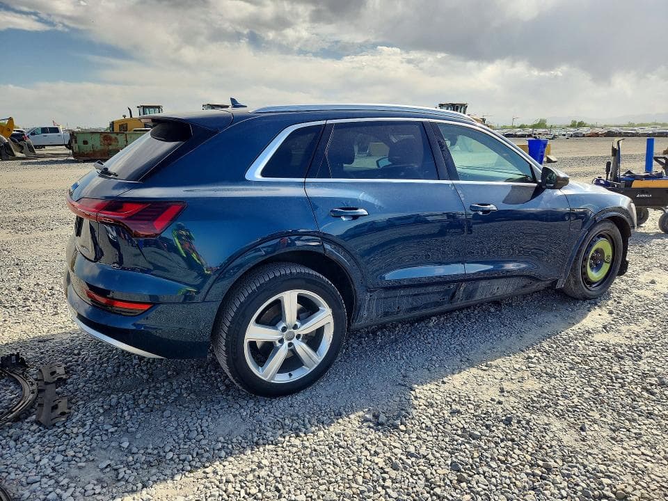2019 AUDI E-TRON PREMIUM PLUS 3