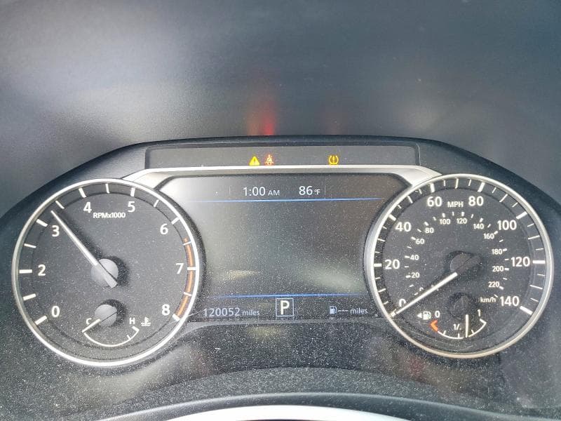 2021 NISSAN ALTIMA SR 9