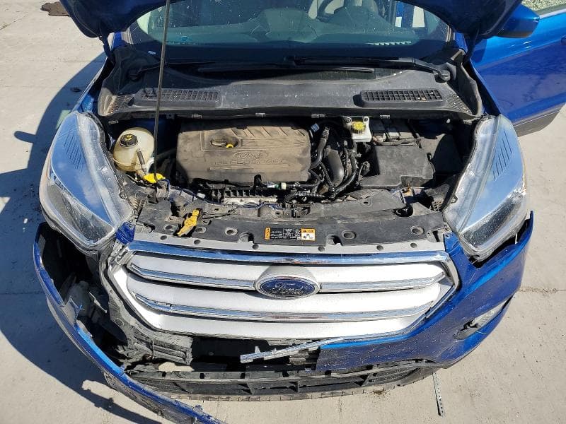 2018 FORD ESCAPE SE SE 11