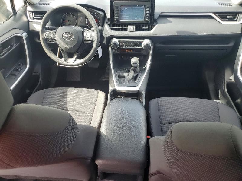 2019 TOYOTA RAV4 LE LE 8