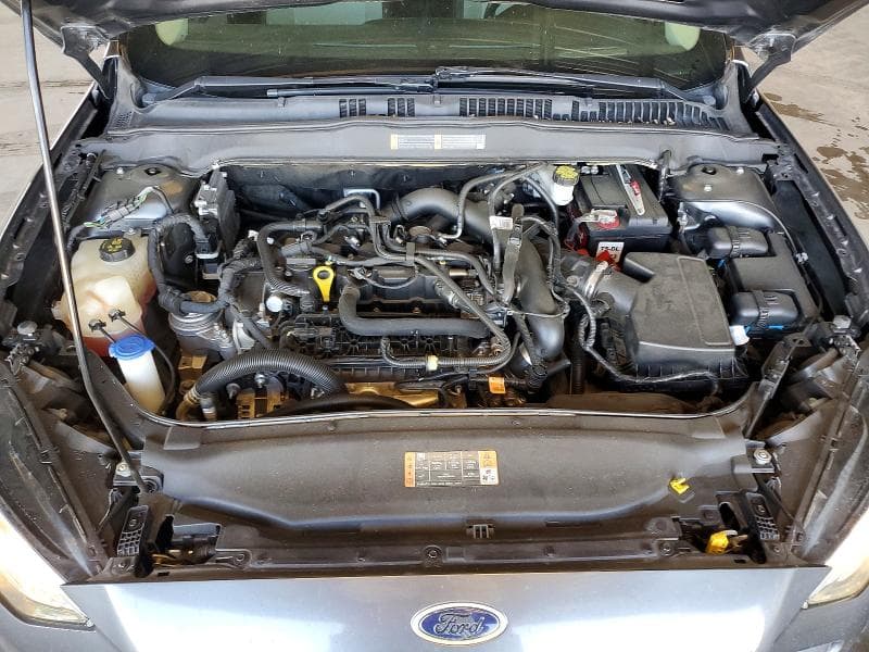 2019 FORD FUSION SE 11