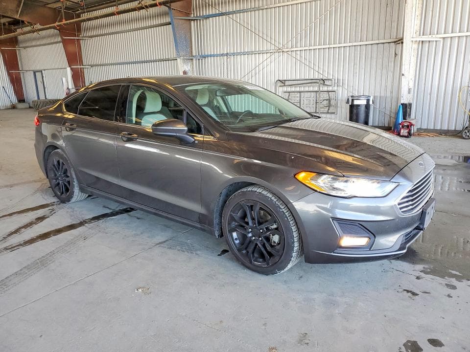 2019 FORD FUSION SE 4