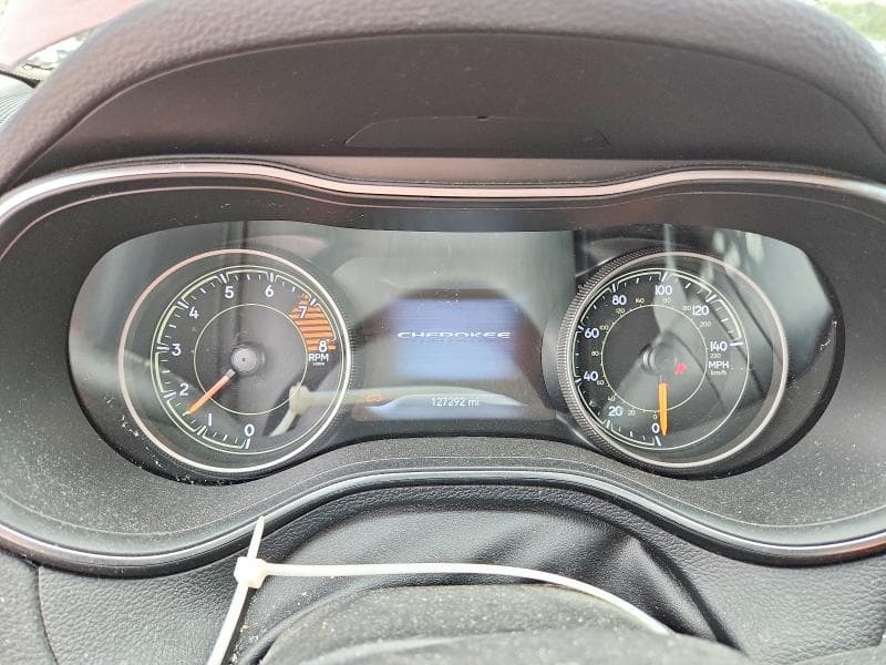 2019 JEEP CHEROKEE LIMITED 9