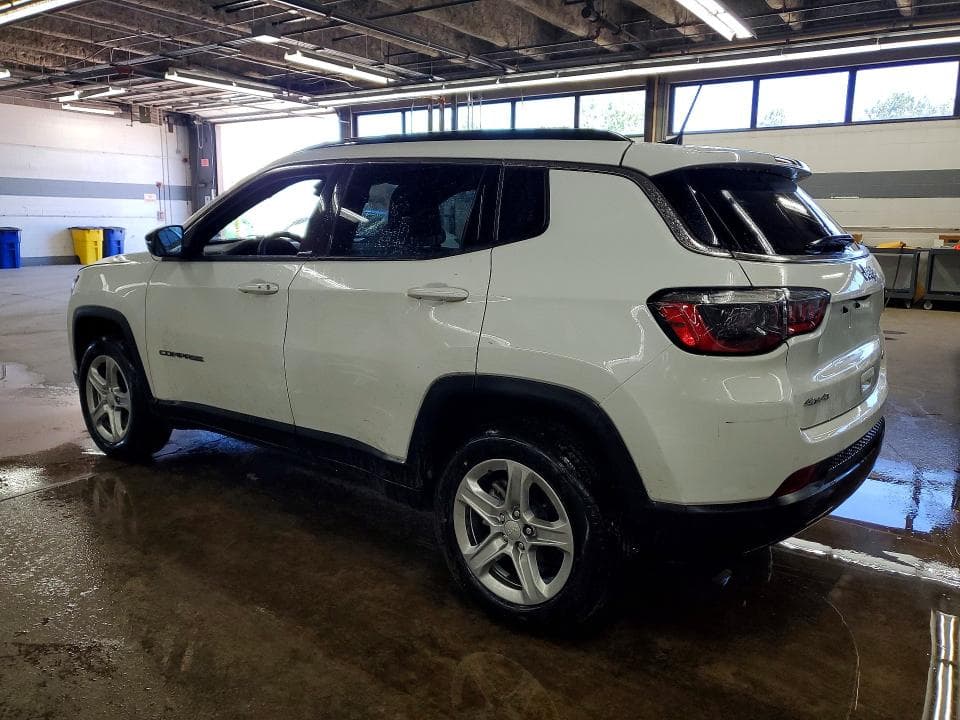 2023 JEEP COMPASS LATITUDE 2