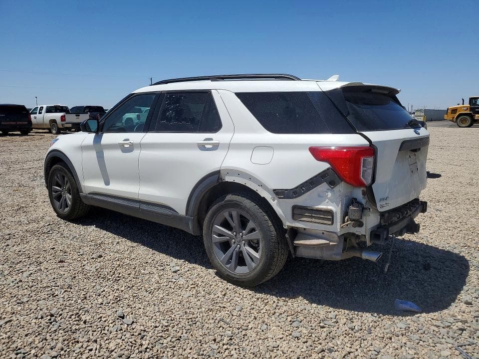 2023 FORD EXPLORER XLT 2