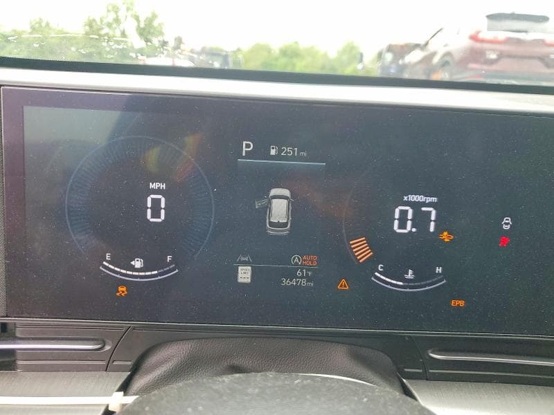 2024 HYUNDAI KONA SE 9