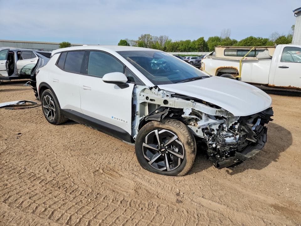 2026 CHEVROLET EQUINOX LT 4