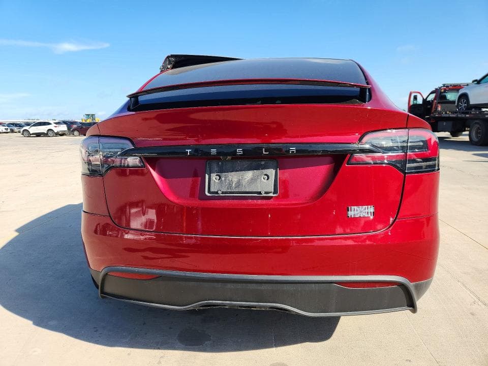 2024 TESLA MODEL X 6