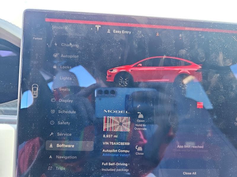 2024 TESLA MODEL X 9