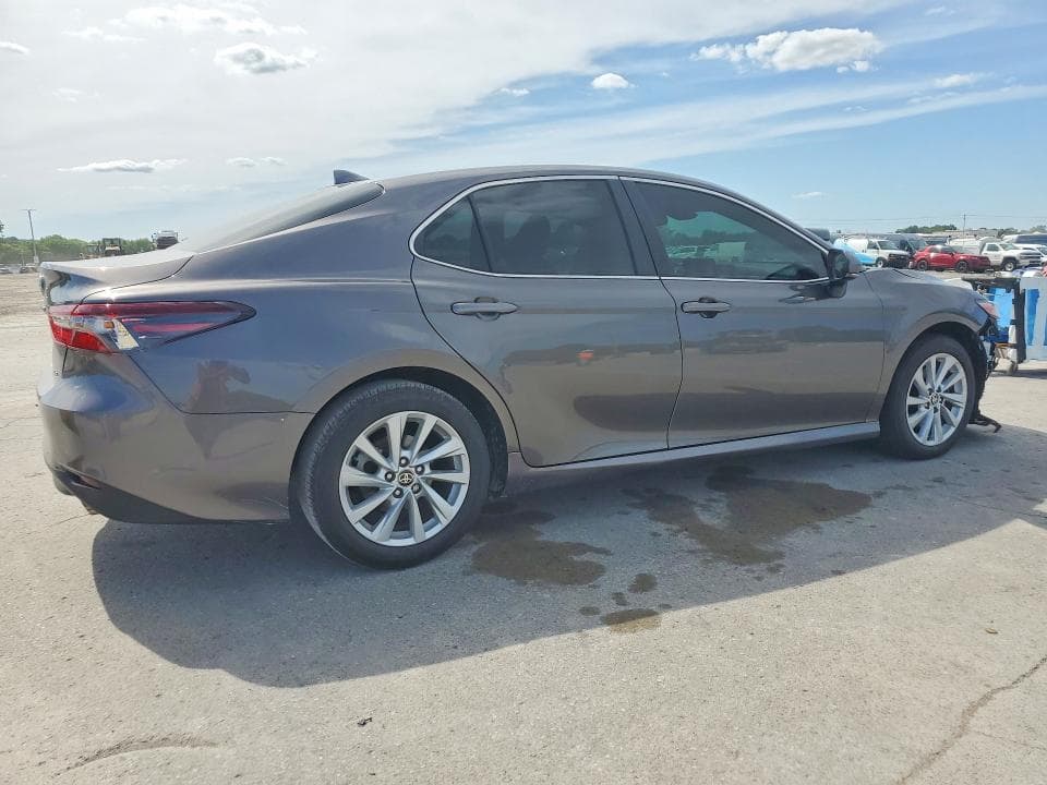 2024 TOYOTA CAMRY LE 3