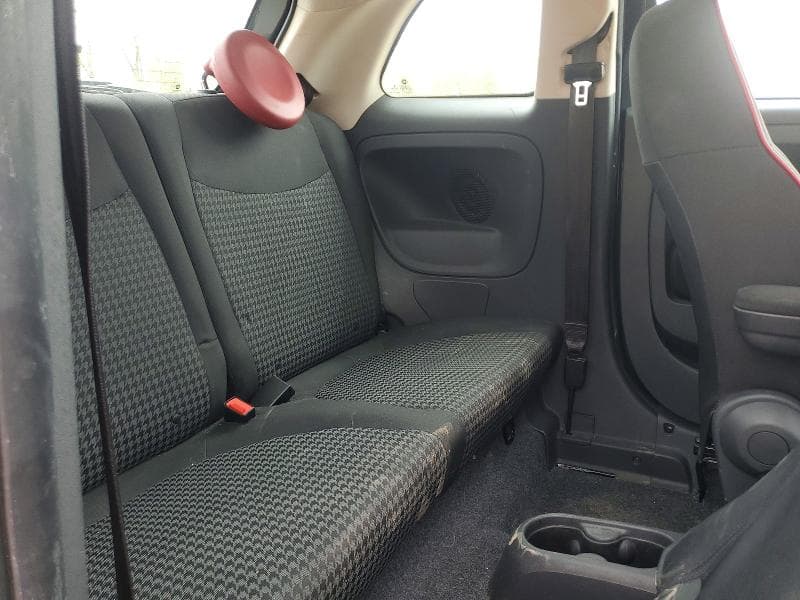 2017 FIAT 500 POP 10