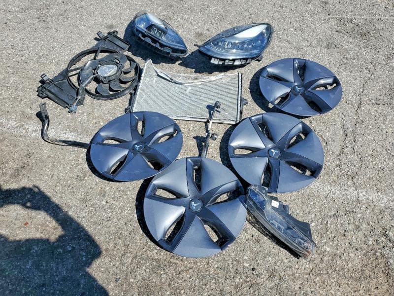 2022 TESLA MODEL 3 12