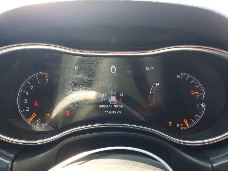 2019 JEEP GRAND CHEROKEE LAREDO 9