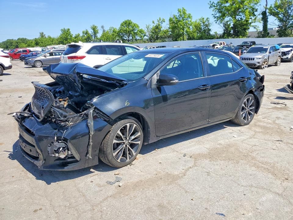 2017 TOYOTA COROLLA SE - 1