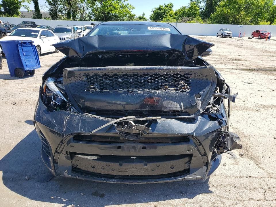 2017 TOYOTA COROLLA SE 5