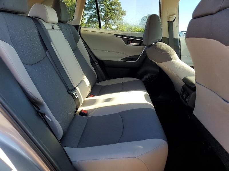 2023 TOYOTA RAV4 XLE XLE 10