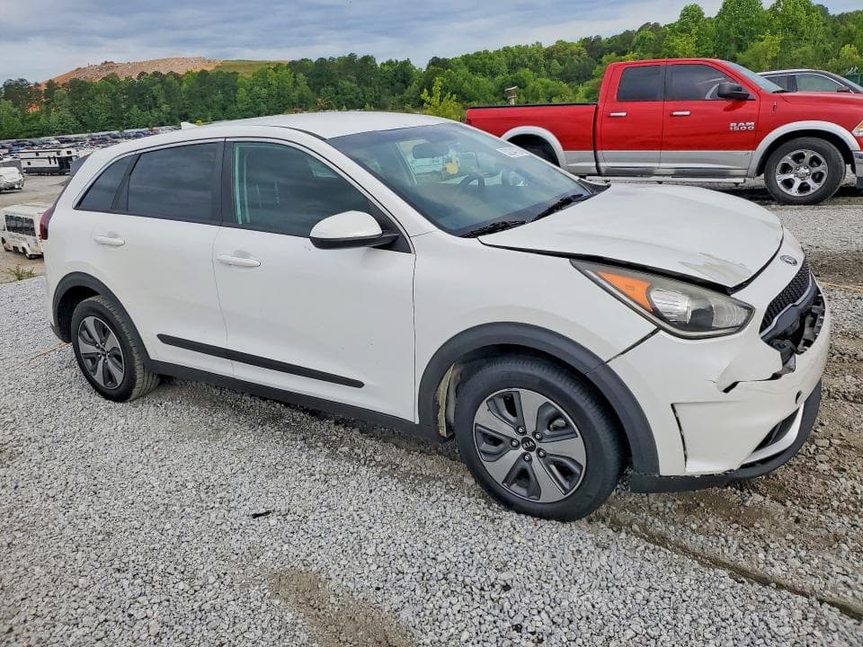 2018 KIA NIRO FE 4