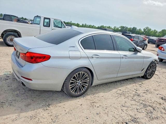 2018 BMW 530E 3