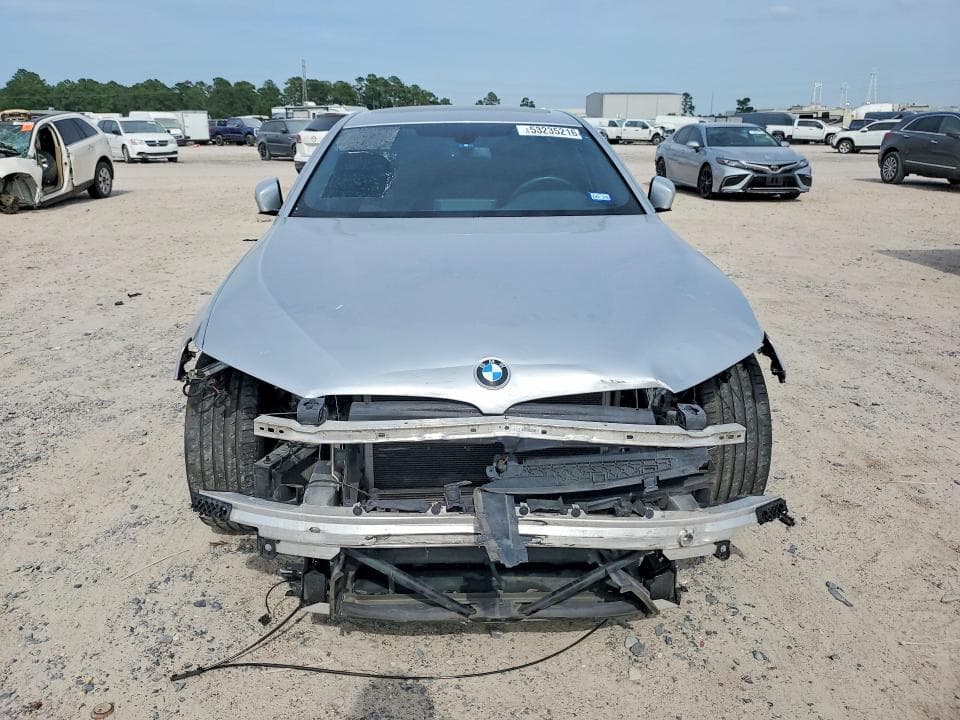 2018 BMW 530E 5