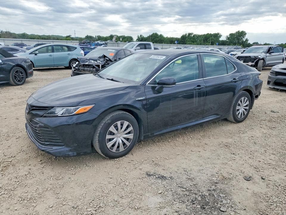 2020 TOYOTA CAMRY LE - 1