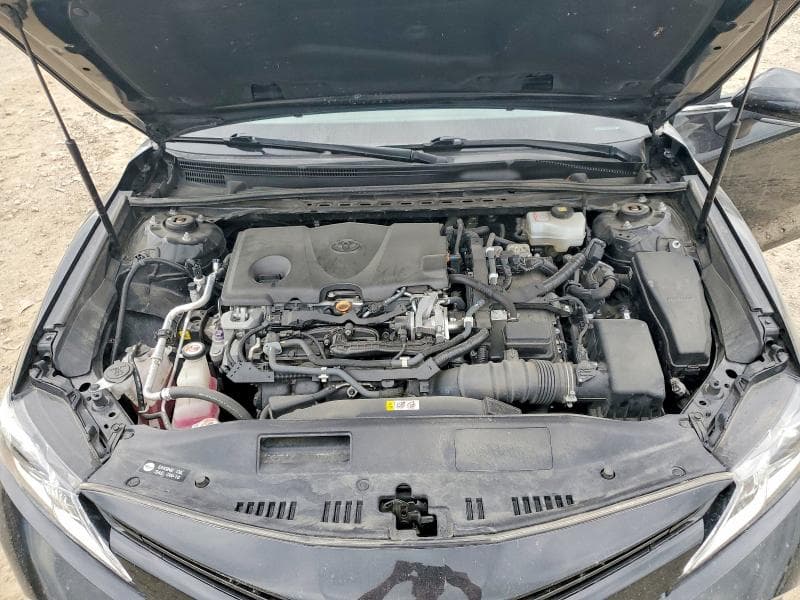 2020 TOYOTA CAMRY LE 11