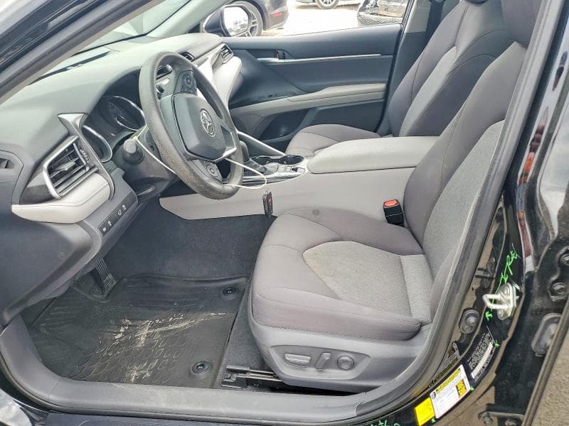 2020 TOYOTA CAMRY LE 7