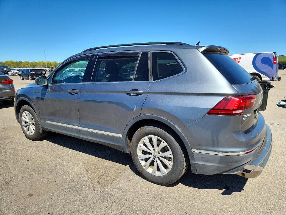 2018 VOLKSWAGEN TIGUAN SE 2