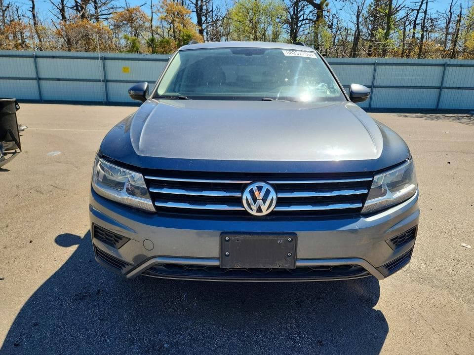 2018 VOLKSWAGEN TIGUAN SE 5